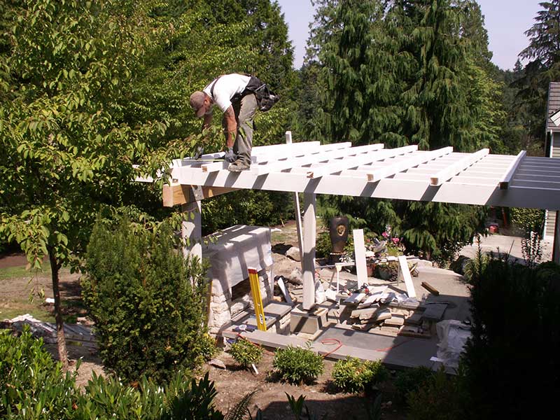 Building a pergola for an outdoor kitchen in Bellevue, WA